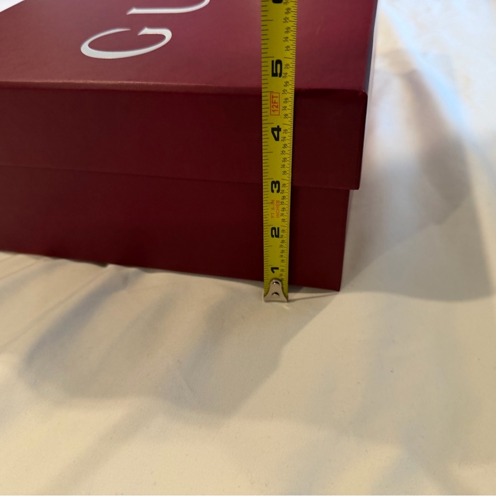 Gucci Gift Box - Picture 12 of 12
